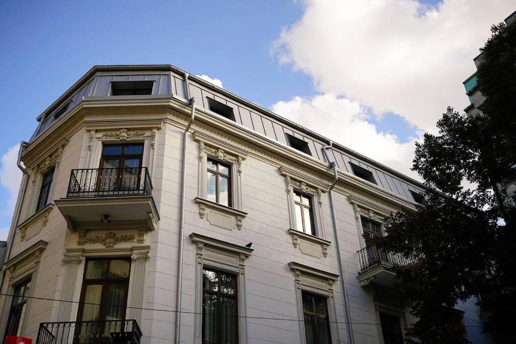 Appartamento Marvellous 2 Bedrooms Attic In The Old Town Bucarest